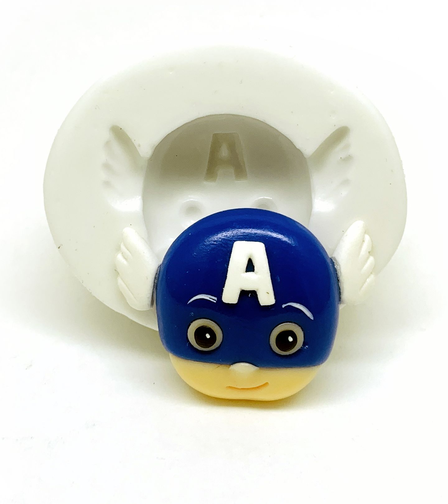 Os Vingadores - Fofinhos - Rosto Capitao America - Medio - P487