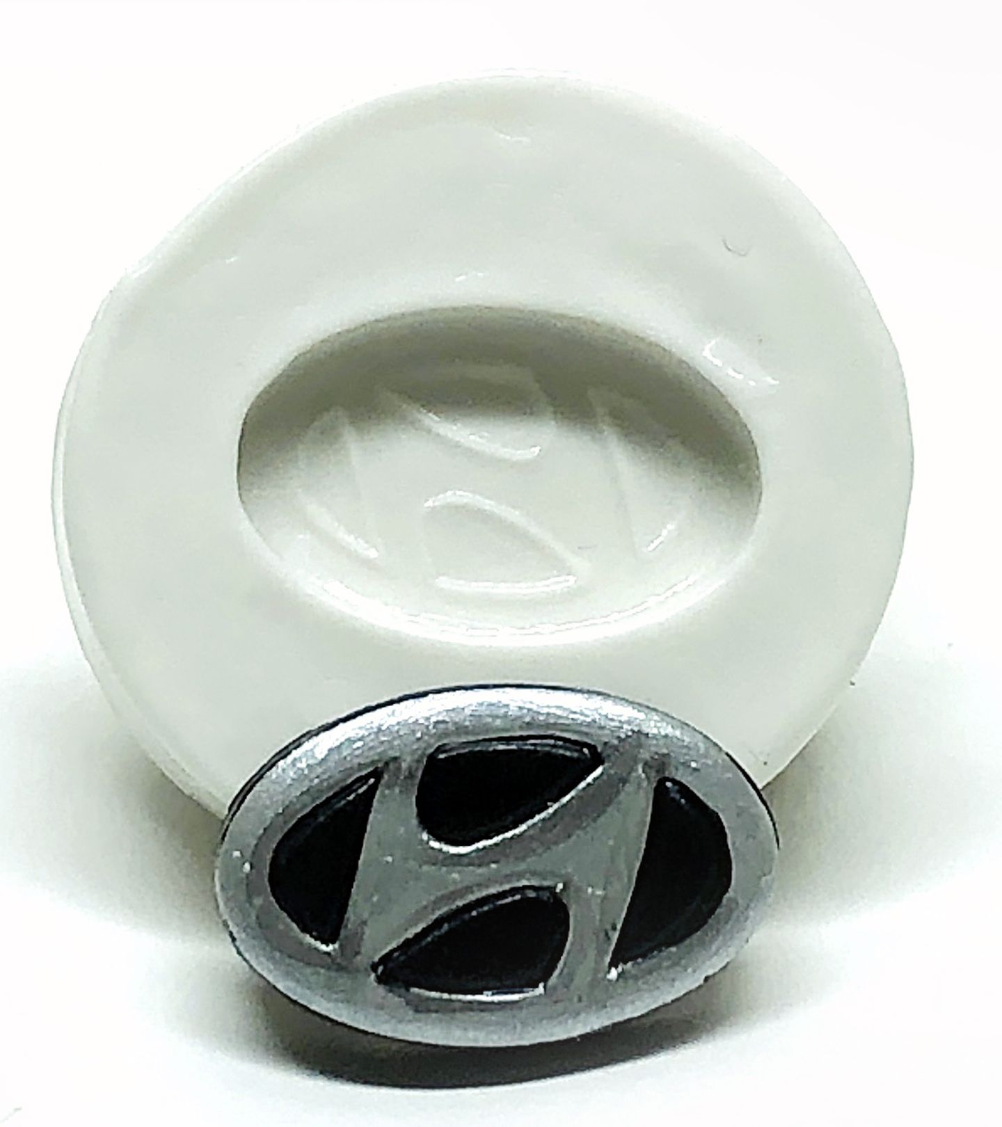 Hyndai - Logo Pequeno - P1022