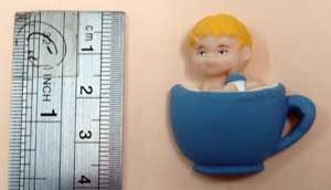 Menino Na Xicara - P113