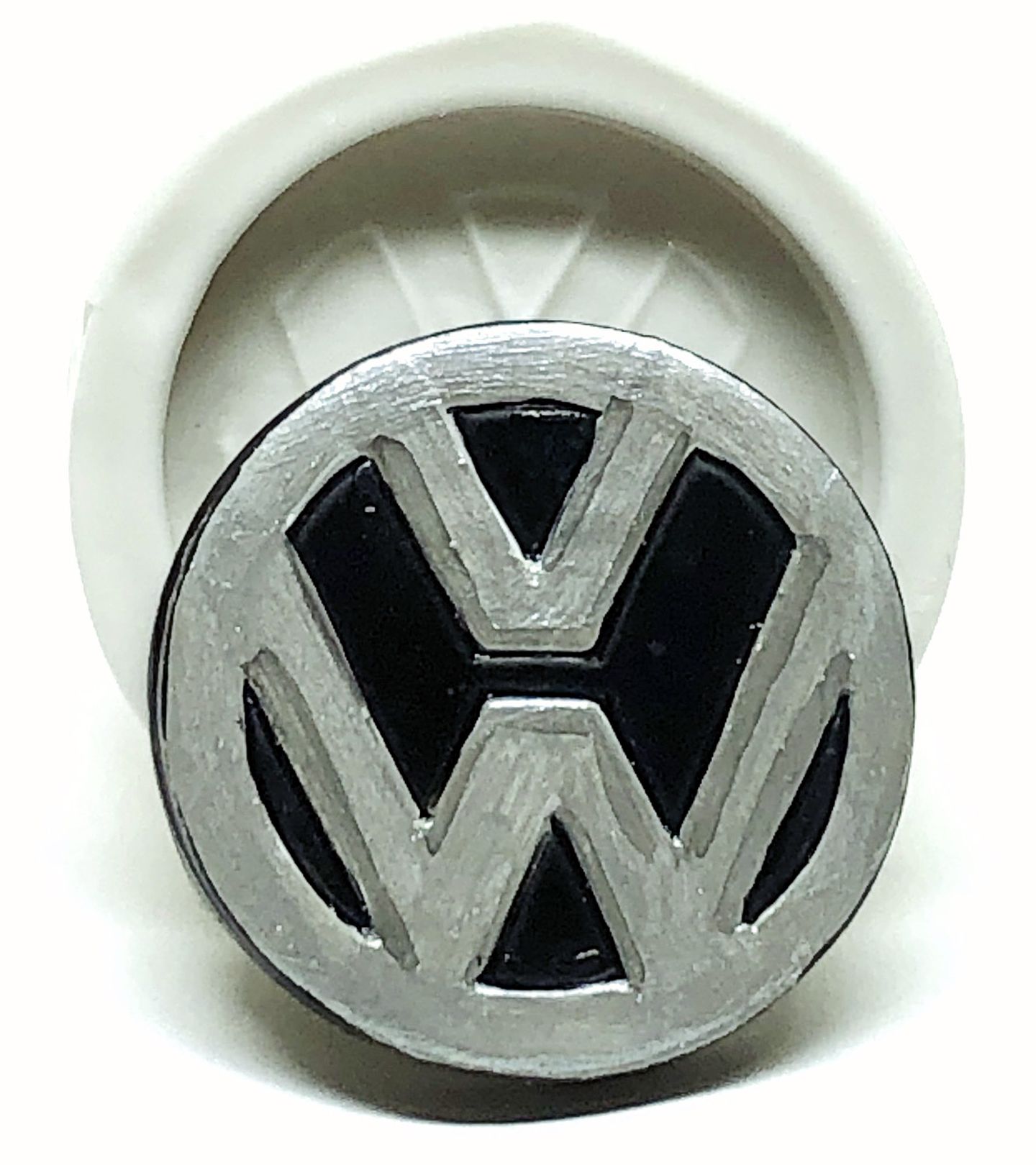 VW - Logo Medio - P1021